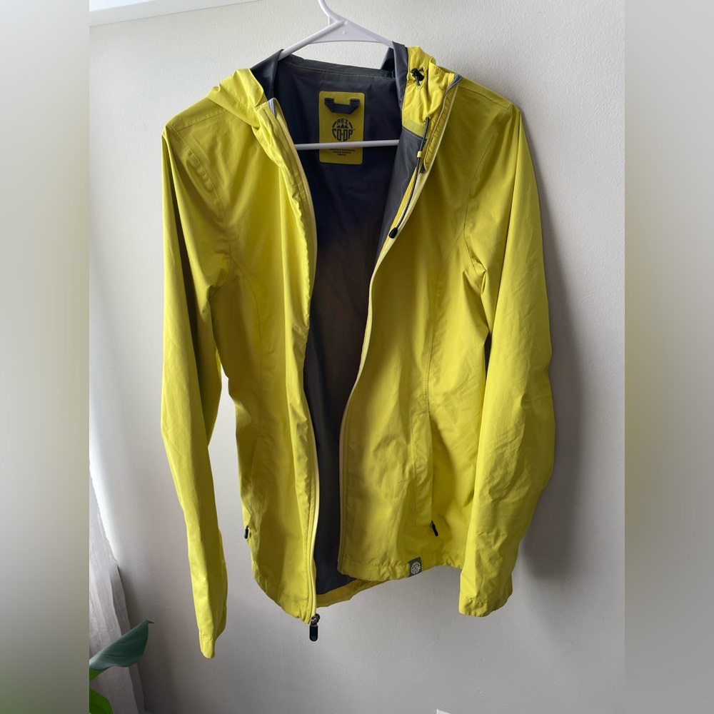 Rei neon yellow rain jacket